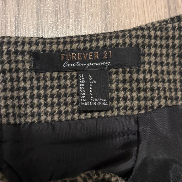 Forever 21 Black and Brown Mini Skirt - Picture 3 of 6